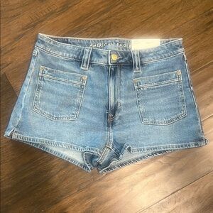 American Eagle Outfitters Stretch Perfect Shortie 8 Patch Pocket Shorts NWT